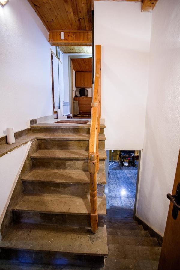 Villa Хаджикольовата Къща à Medven Extérieur photo