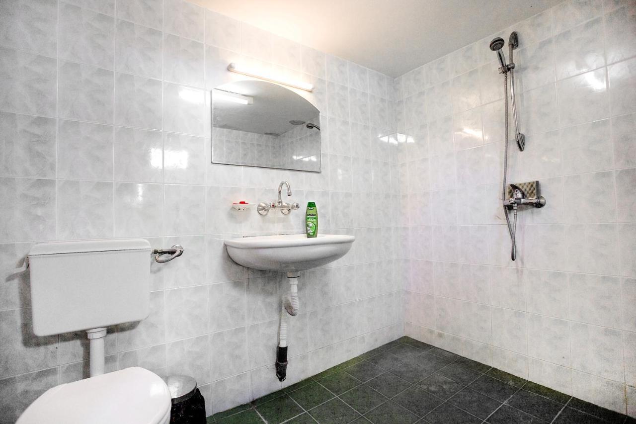 Villa Хаджикольовата Къща à Medven Extérieur photo