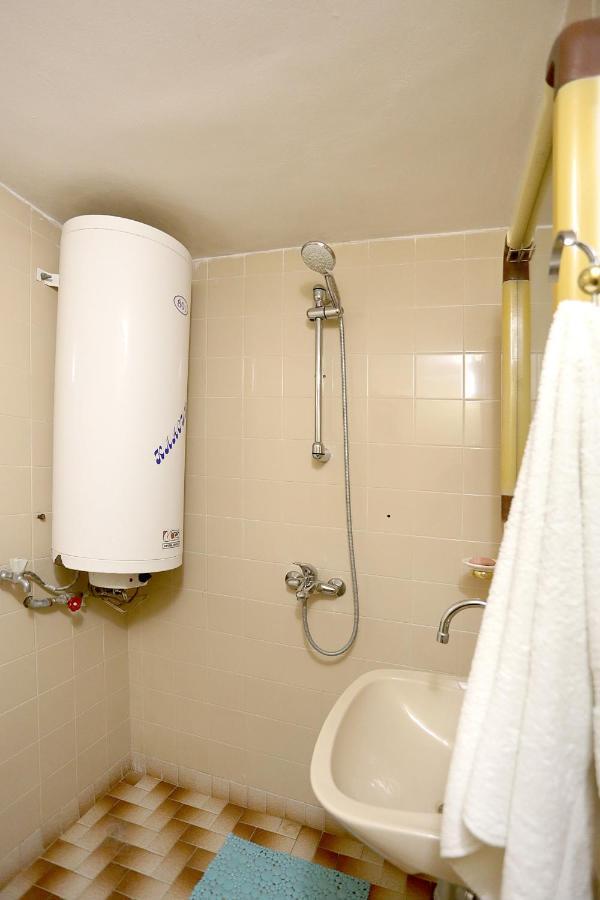 Villa Хаджикольовата Къща à Medven Extérieur photo
